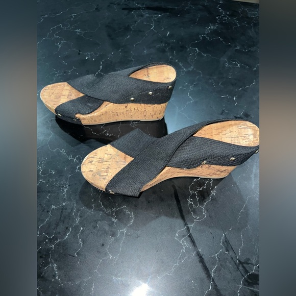 Heels - Picture 6 of 10